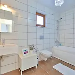 Vila Ev *