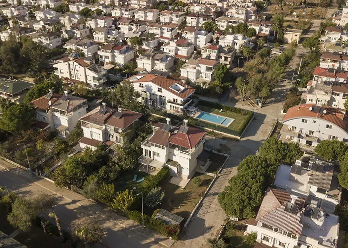 Ev Belek