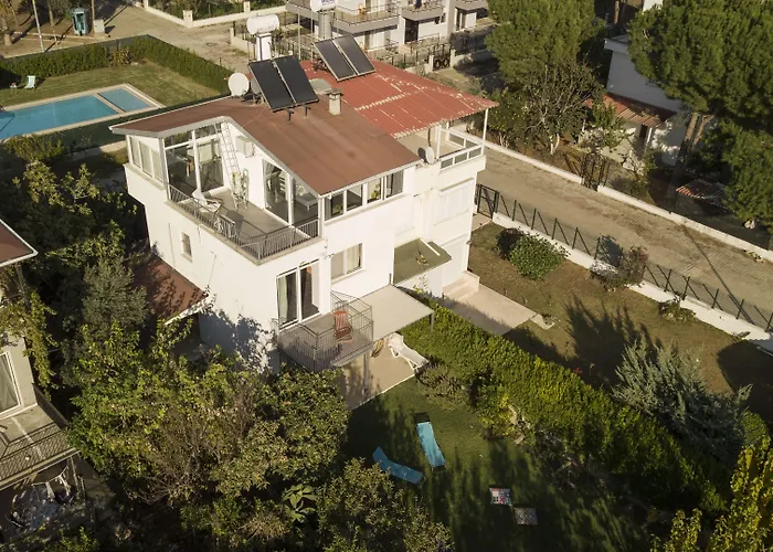 Villa Ev *
